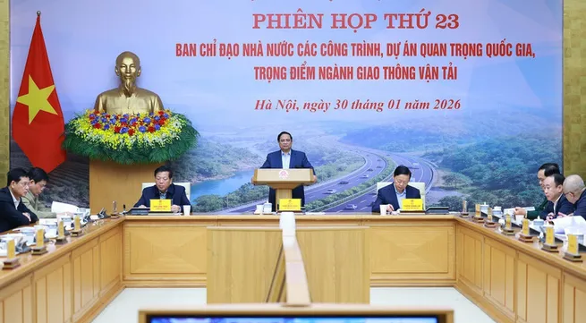 Prime Minister highlights priority of implementing expressway projects