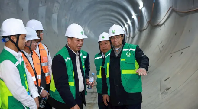 PM requests planning railway sector with over-100-year vision