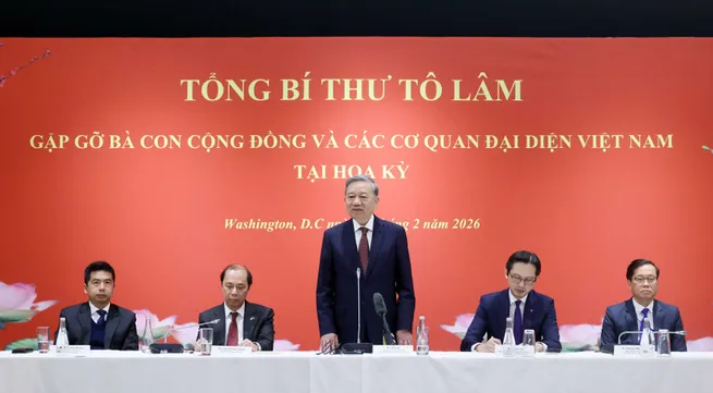 Party chief meets with representatives of Vietnamese community, agencies in US