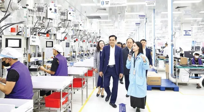 Nghe An steps up reforms to attract FDI