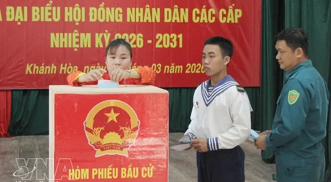 Truong Sa voters cast early ballots for NA, local council elections