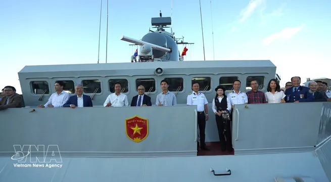 Vietnamese, Australian navies strengthen friendship, cooperation