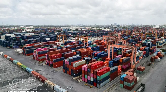 Foreign trade climbs 23% to nearly 250 billion USD in Q1