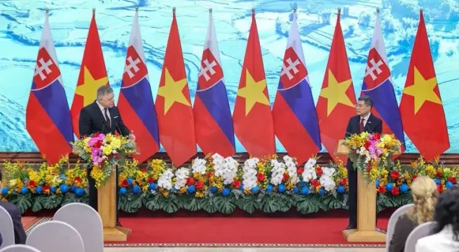 Vietnam, Slovakia issue joint statement on establishment of strategic partnership