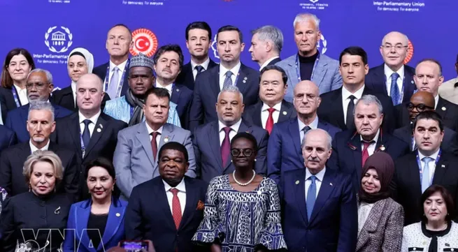 Vietnam’s top legislator attends opening of IPU-152