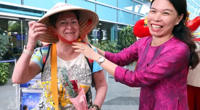 Da Nang welcomes first flight from Vladivostok