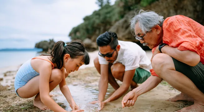 Where to travel for the upcoming april holiday