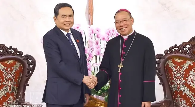 National Assembly Chairman extends Easter greetings to Hanoi Archdiocese