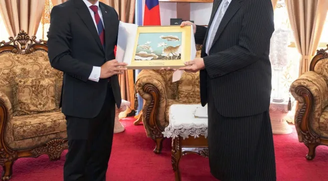 Vietnam seeks to deepen ties with South Pacific partners