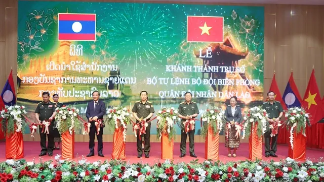 Vietnam, Laos strengthen defence cooperation