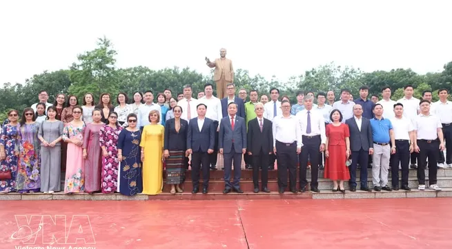 Journey tracing President Ho Chi Minh’s footsteps held in Laos