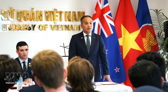 Vietnam supports first Model ASEAN Meeting in New Zealand