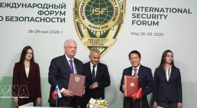 Vietnam attends First International Security Forum in Moscow