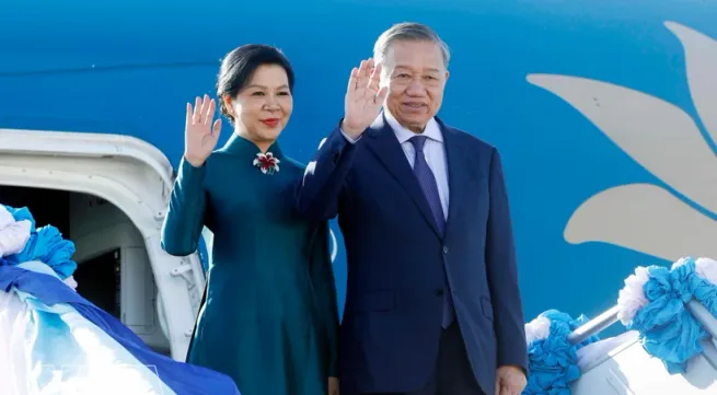 Party General Secretary, State President arrives in Bangkok, continuing official visit to Thailand