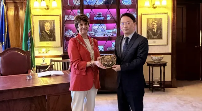 Vietnam, Ireland seek to expand all-around cooperation
