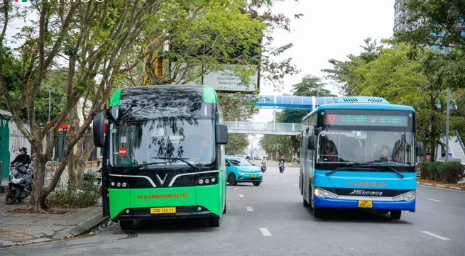 Hanoi to scrap paper monthly bus passes from July 1