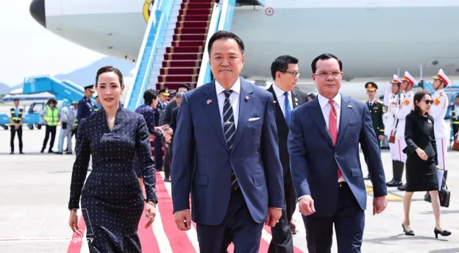 Thai Prime Minister arrives in Hanoi for official visit, attendance at ASEAN Future Forum