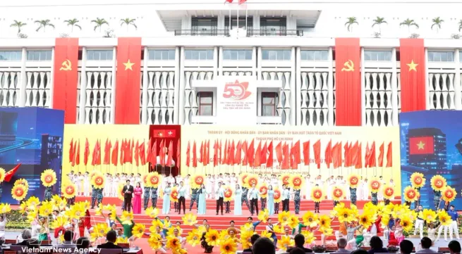 Top leader attends ceremony marking 50 years of Saigon-Gia Dinh bearing late President’s name