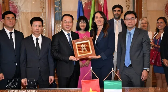 Hanoi, Rome sign statement on advancing all-round ties