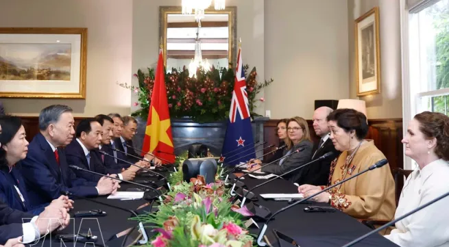 Top Vietnamese leader meets with New Zealand Governor-General in Auckland
