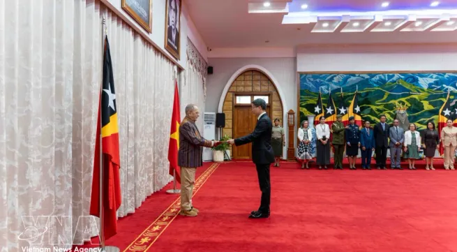 Vietnam’s first resident ambassador to Timor-Leste presents credentials