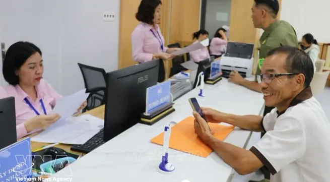 AI, robots drive administrative reform in Dong Xoai