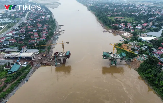 Toàn cảnh cầu Phong Châu mới đang dần hình thành