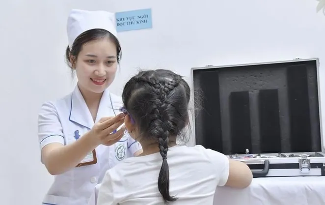 4 thói quen giúp bảo vệ mắt cho trẻ em