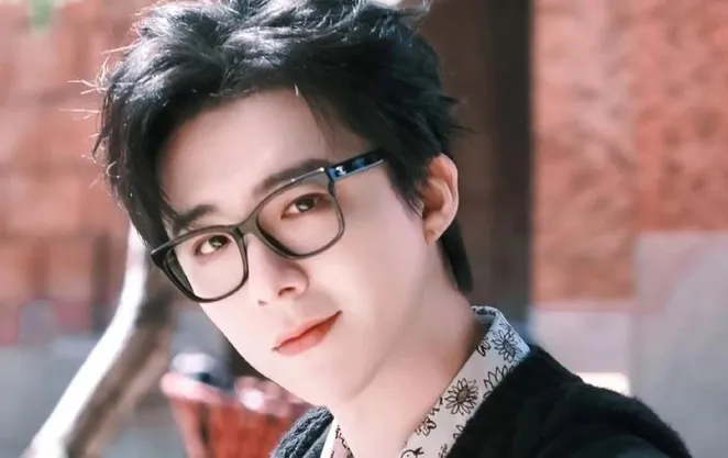 Lưu Vũ Ninh đứng đầu danh sách nghệ sĩ hoạt động tích cực nhất năm 2025