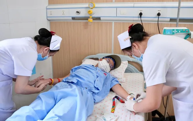 Khoảnh khắc đẹp tuần qua (22-28/12): Nhân văn và tự hào Việt Nam trong tuần cuối năm