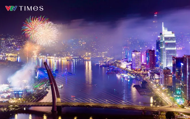 TP Hồ Chí Minh chào năm mới 2026 bằng màn pháo hoa rực rỡ