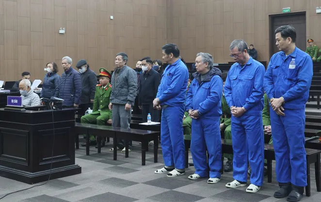 Cựu lãnh đạo Tổng công ty Xi măng Việt Nam (VICEM) hầu tòa vụ công trình nghìn tỷ "bỏ hoang"