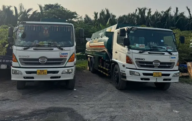 Lật tẩy đường dây sản xuất xăng RON A95 giả