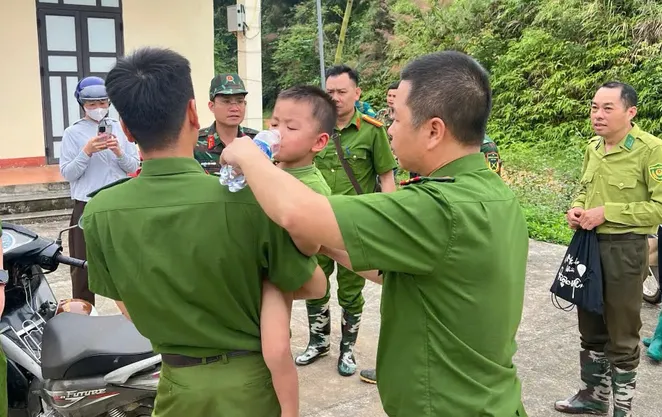 Khoảnh khắc đẹp tuần qua (20-26/4): Những điểm sáng cuối tháng 4