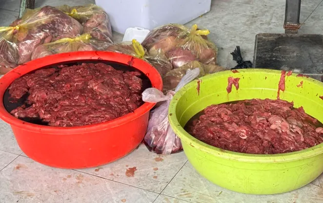 Phát hiện hơn 65 tấn thịt bò giả, thịt ngâm hóa chất đã bán ra thị trường