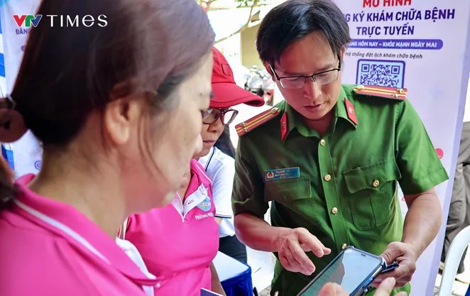 "Không ai bị bỏ lại phía sau" trong hành trình chuyển đổi số