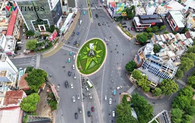 TP Hồ Chí Minh: Sau một tuần điều chỉnh, vòng xoay Điện Biên Phủ bớt ùn tắc