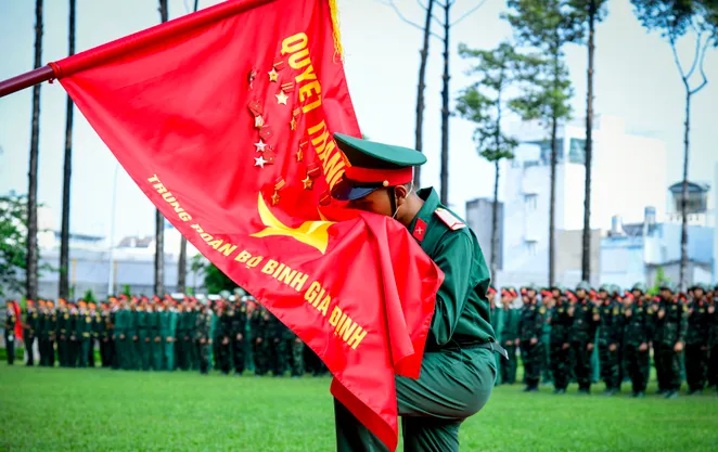 556 chiến sĩ mới thuộc Trung đoàn Gia Định tuyên thệ hoàn thành huấn luyện