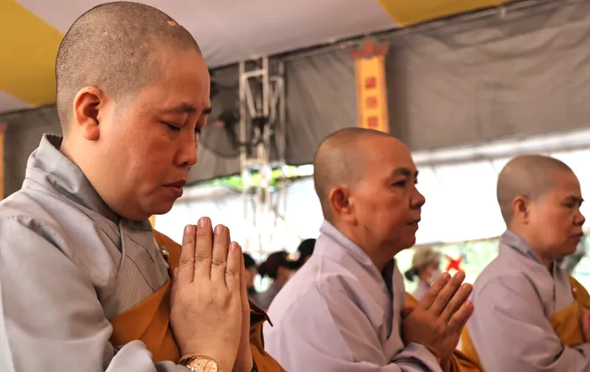 Những nén nhang tri ân ký ức Mậu Thân tại Công viên Lê Thị Riêng