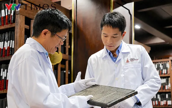 Giữ hồn sử Việt qua những trang mộc bản