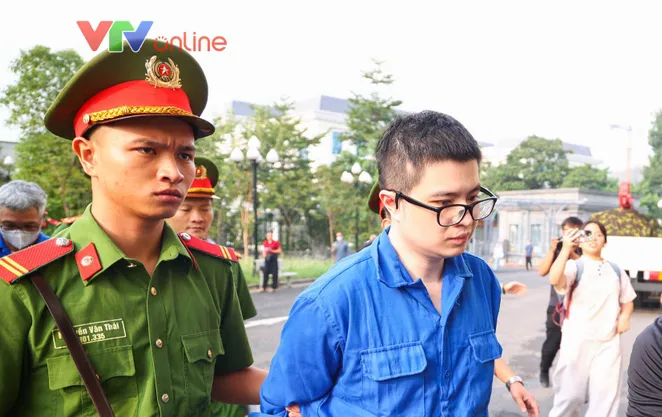 Dẫn giải "Mr Pips" Phó Đức Nam, Nguyễn Hòa Bình cùng các đồng phạm đến tòa
