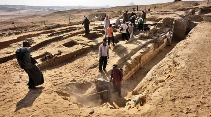 2,000‑Year‑Old Ancient Egyptian Pleasure Boat Discovered off Alexandria — A Real‑Life Artifact from Strabo’s Accounts