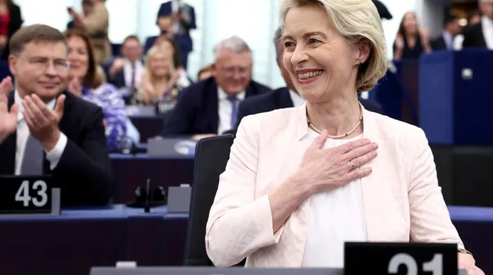Bà Ursula von der Leyen đắc cử nhiệm kỳ 2 Chủ tịch Ủy ban ...