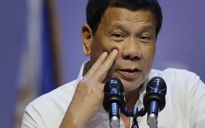 Tį»ng thį»ng Philippines Duterte tuyĆŖn bį» rĆŗt khį»i chĆnh trʰį»ng