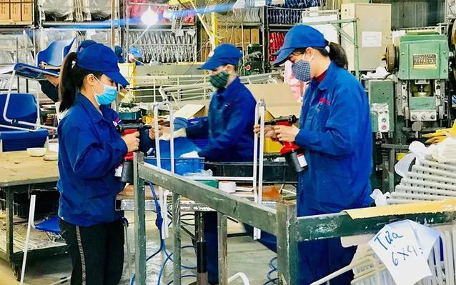 giữ chân công nhân sau Tết