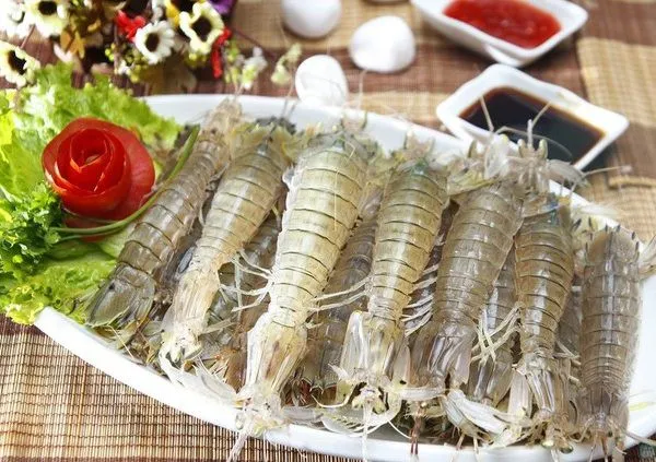Bí quyết chọn tôm tít tươi ngon, chắc thịt