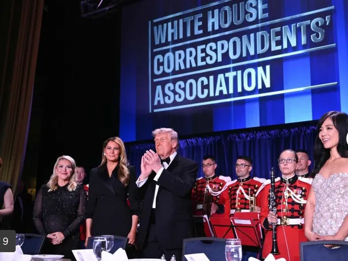 Đệ nhất phu nhân Melania Trump trải qua “khoảnh khắc chấn động” do vụ nổ  súng tại bữa tiệc