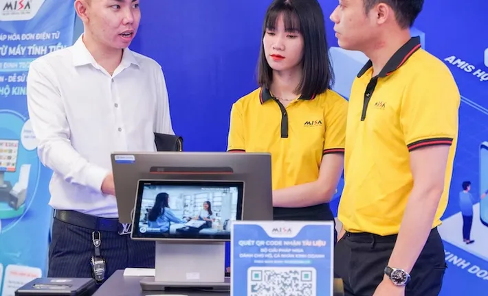 ‘Chuyên nghiệp hoá’ hộ kinh doanh từ việc làm đơn giản nhất