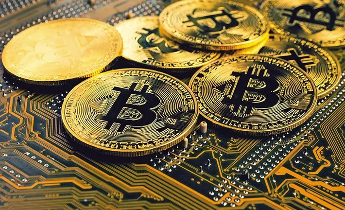 Sân chơi tài sản số: “Tay to” thận trọng, dè chừng “tiền nóng”