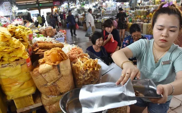 Ngưỡng doanh thu miễn thuế với hộ kinh doanh nên ở mức nào?